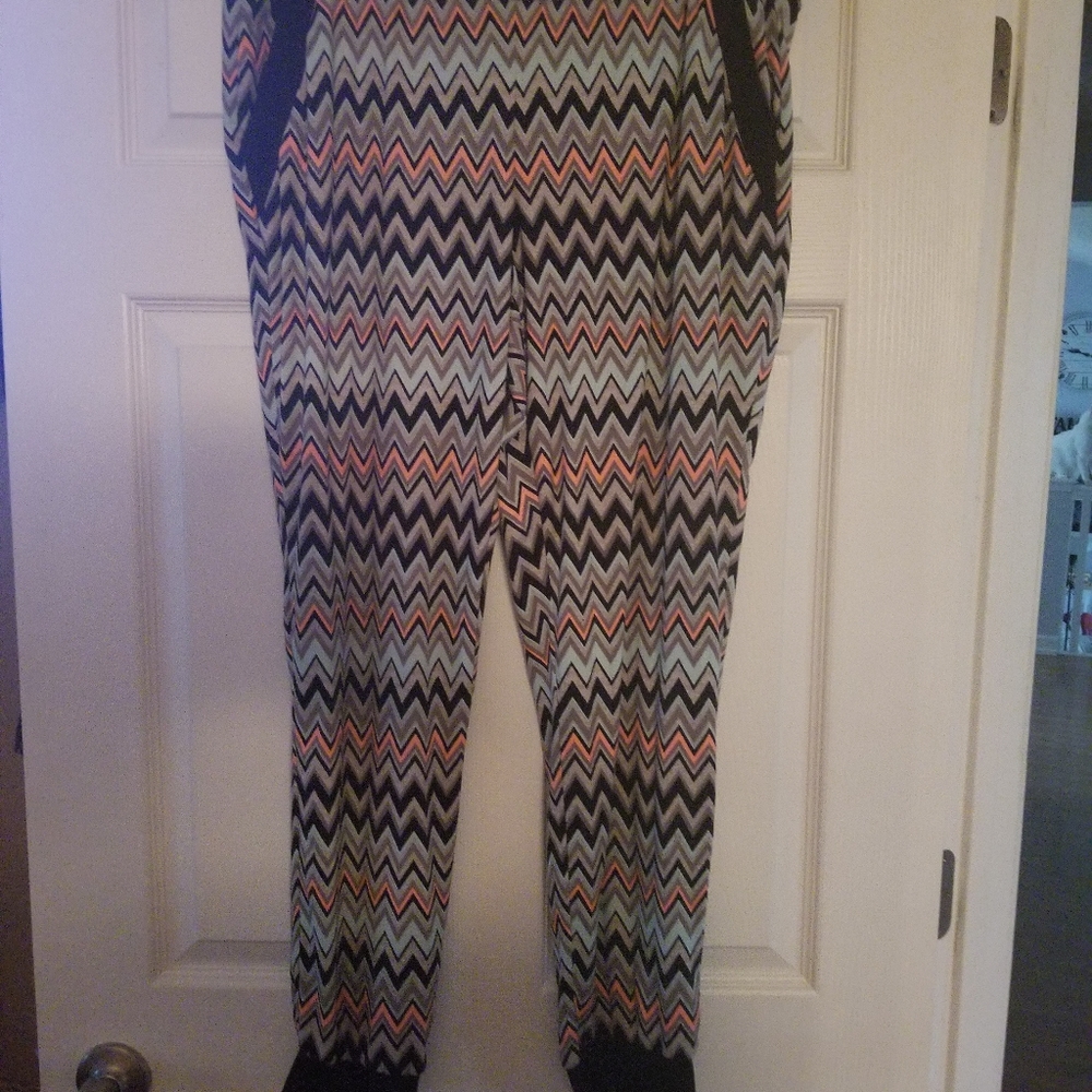 Pants - Picture 2 of 3